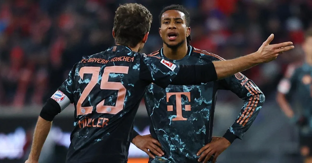 le Bayern chute pour la première fois de la saison, Leverkusen en profite