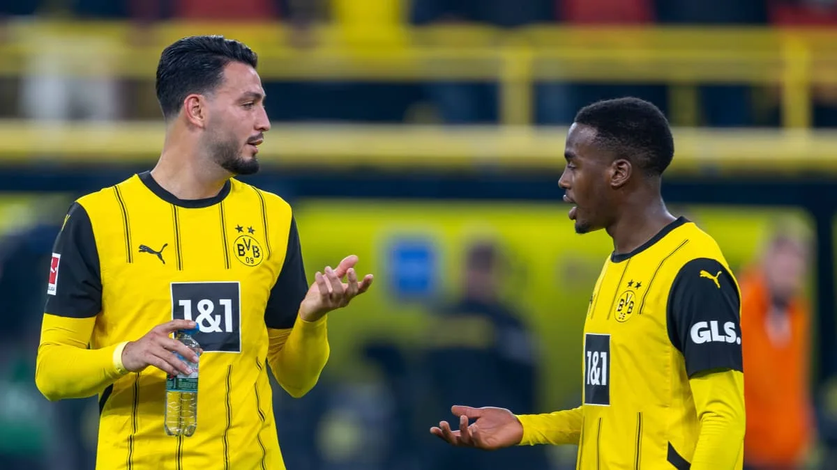 Le Borussia Dortmund planifie avec Gittens et Bensebaini