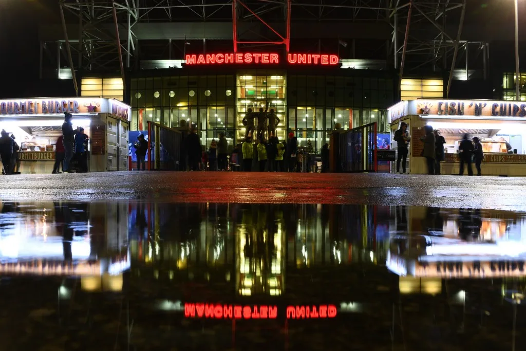 Le Borussia Dortmund veut 70 millions d’euros pour Gregor Kobel au milieu des liens avec Manchester United