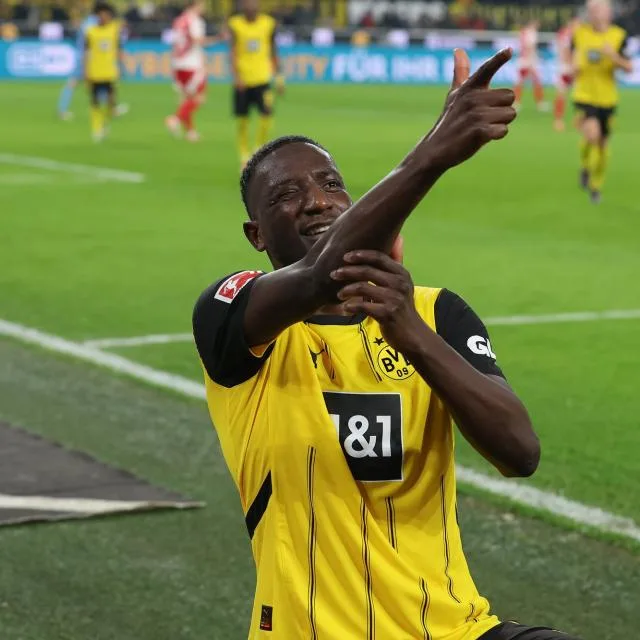 Large vainqueur de l’Union Berlin, le Borussia Dortmund retrouve le sourire