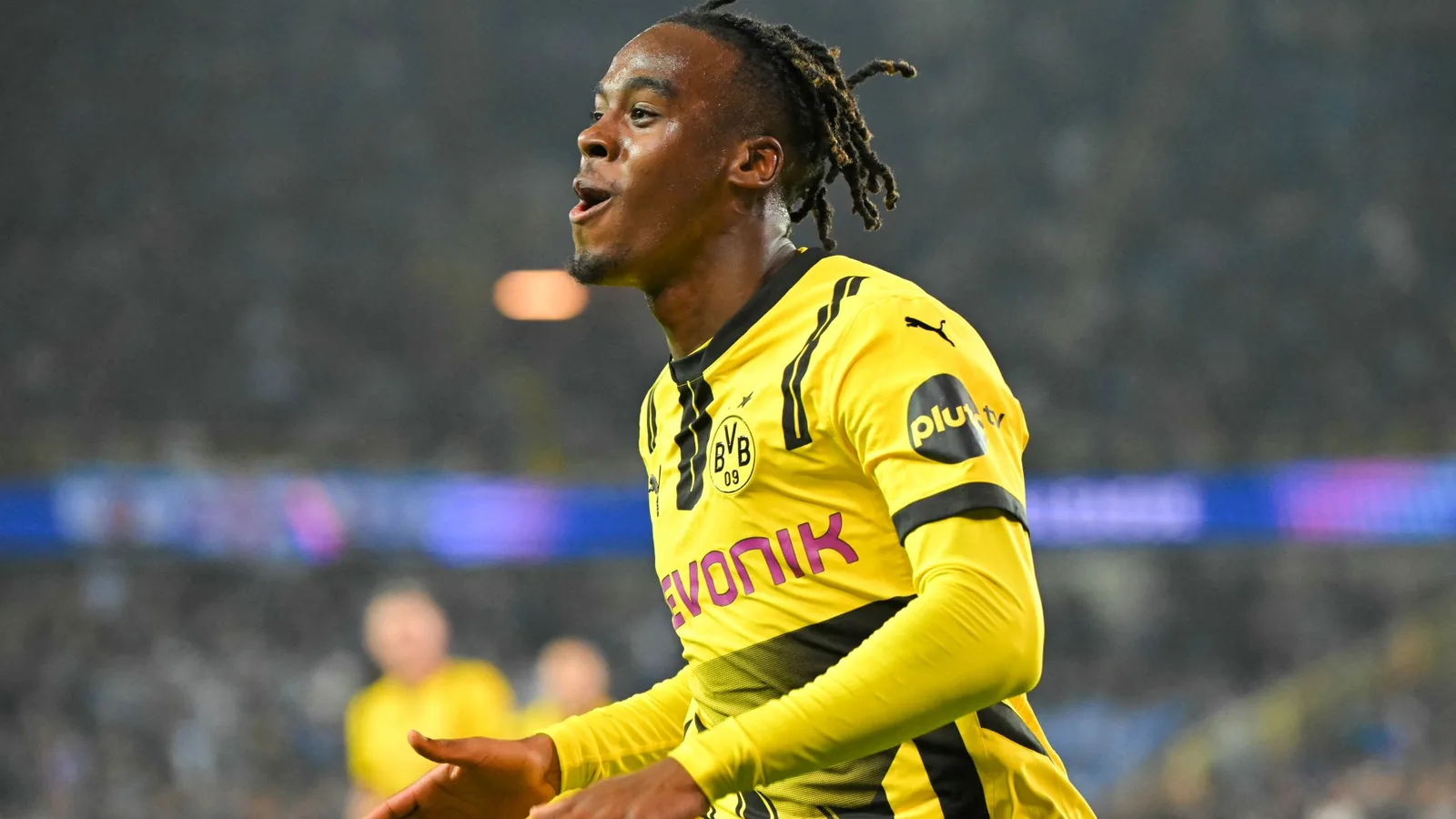 Chelsea Entrer des pourparlers de transfert avec Jamie Gittens comme le prix demandé au Borussia Dortmund révélé