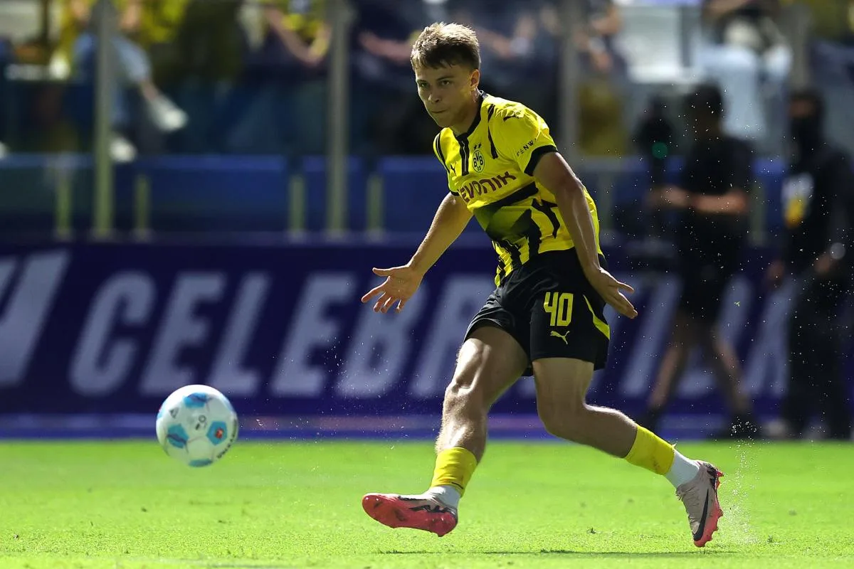 Le FC Cologne vise à recruter le duo du Borussia Dortmund cet hiver