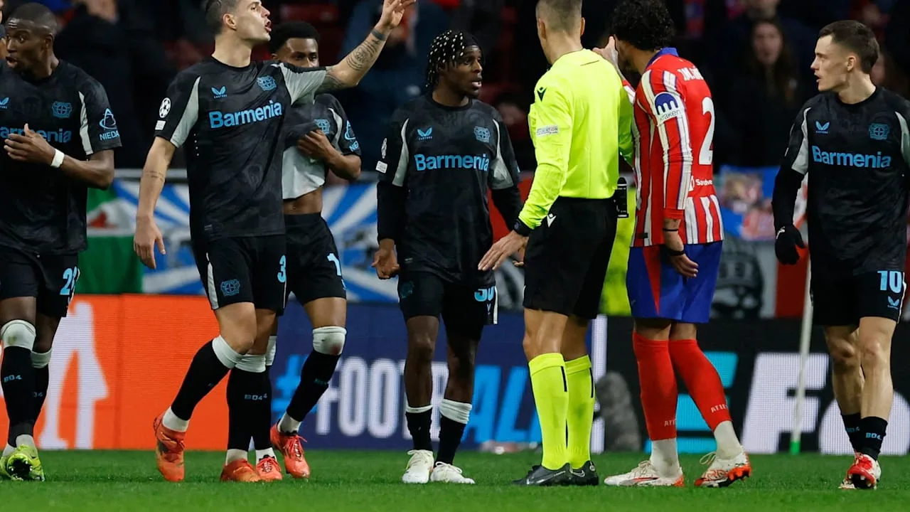 Bayer Leverkusen : Après le coup de fleur ! Frimpong s’excuse auprès de l’Atletico | sport