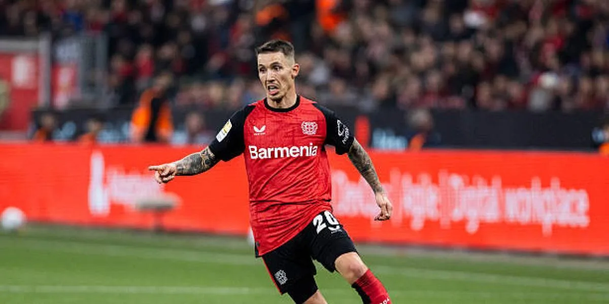 Barcelone Eye Bayer Leverkusen’s Grimaldo pour un retour potentiel
