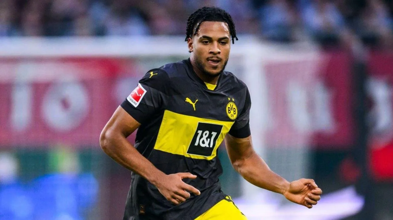 Qui est Almugera Kabar ? La jeune star du Borussia Dortmund qui se dispute les géants espagnols et italiens
