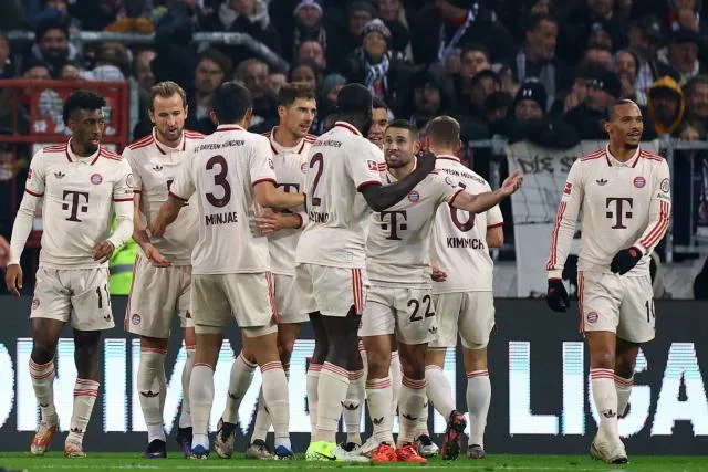 Le Bayern continue sa série de victoires en Bundesliga, Dortmund et Leverkusen décrochés