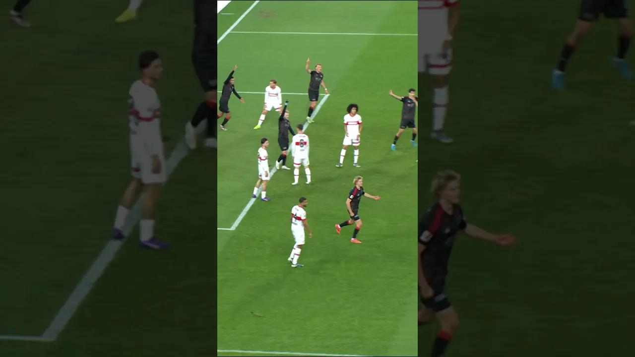 Übler nübel-patzer #bundesliga #football #shortsfeed #buliclip #bundesliga #vfbstuttgart