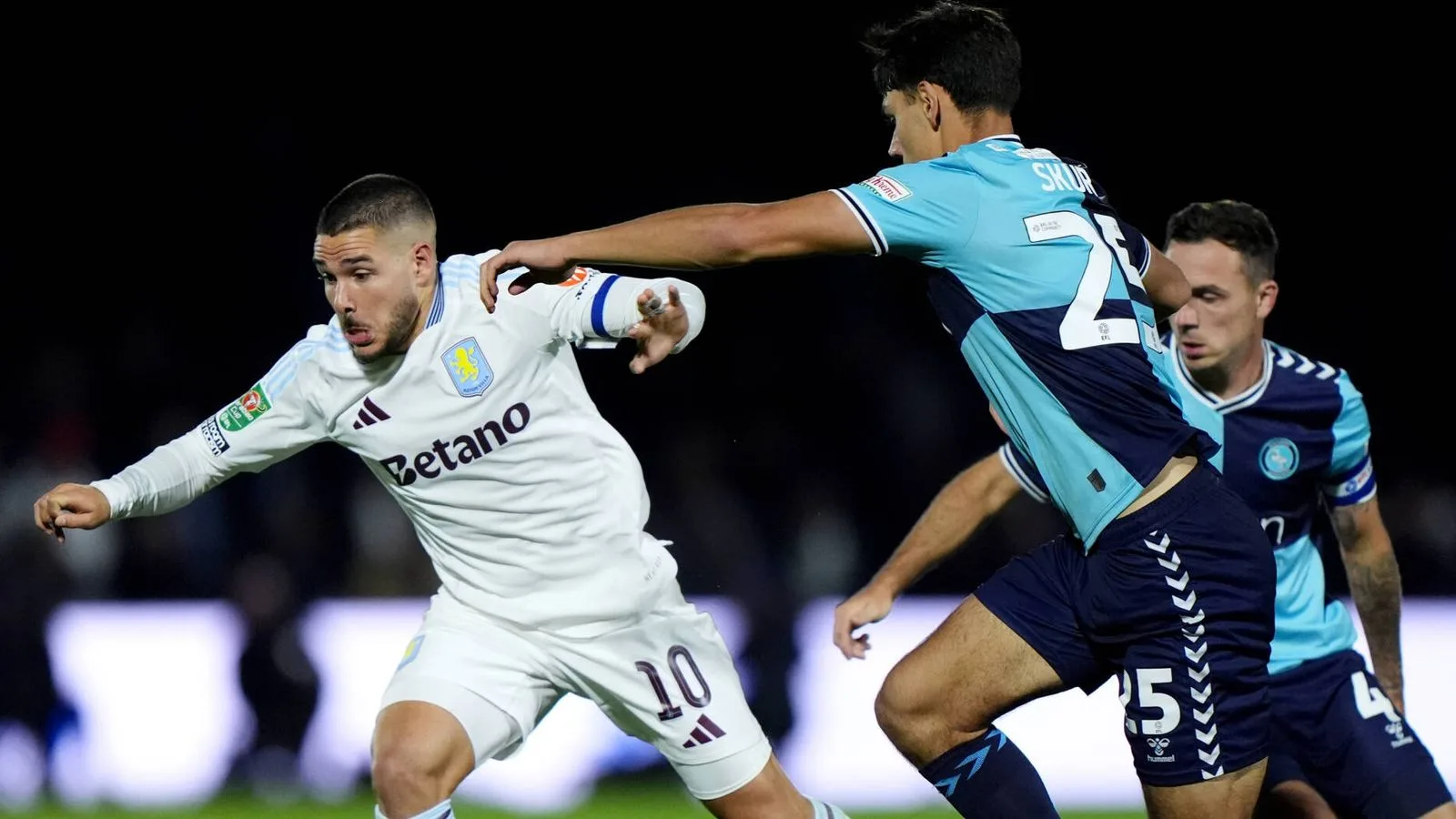 Emiliano Buendia peu de temps avant de passer d’Aston Villa à Bayer Leverkusen | Actualités du centre de transfert