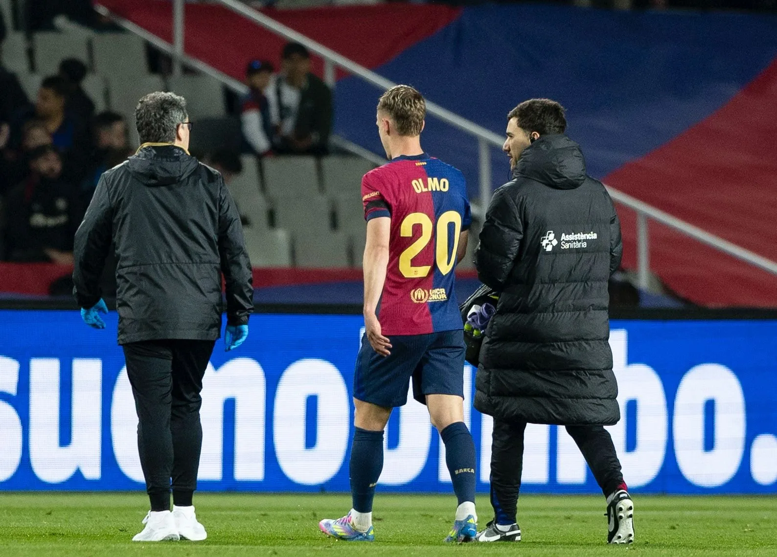 Barcelone risque peu de risque de milieu de terrain pour le Borussia Dortmund Clash