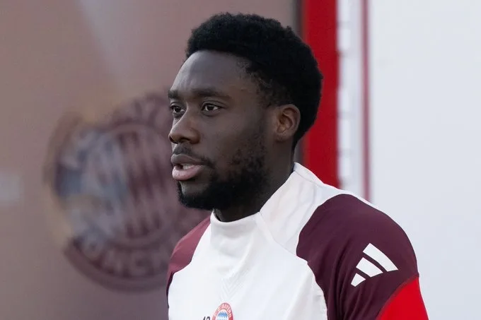 Le footballeur pour lequel se disputent le Real Madrid et le Bayern Munich a été blessé. Combien de temps va-t-il manquer ?