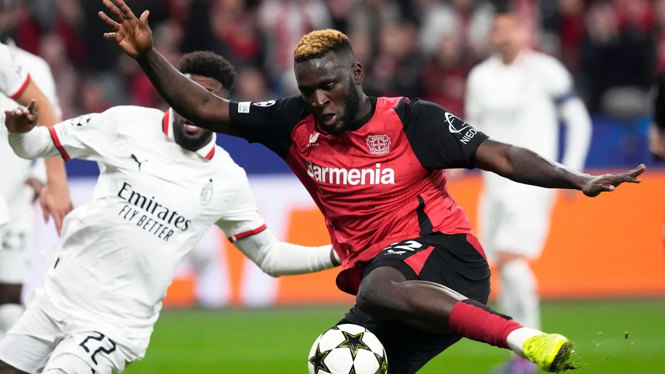Bayer Leverkusen : Reportage sur Boniface avec un téléphone portable au volant : Alonso réagit