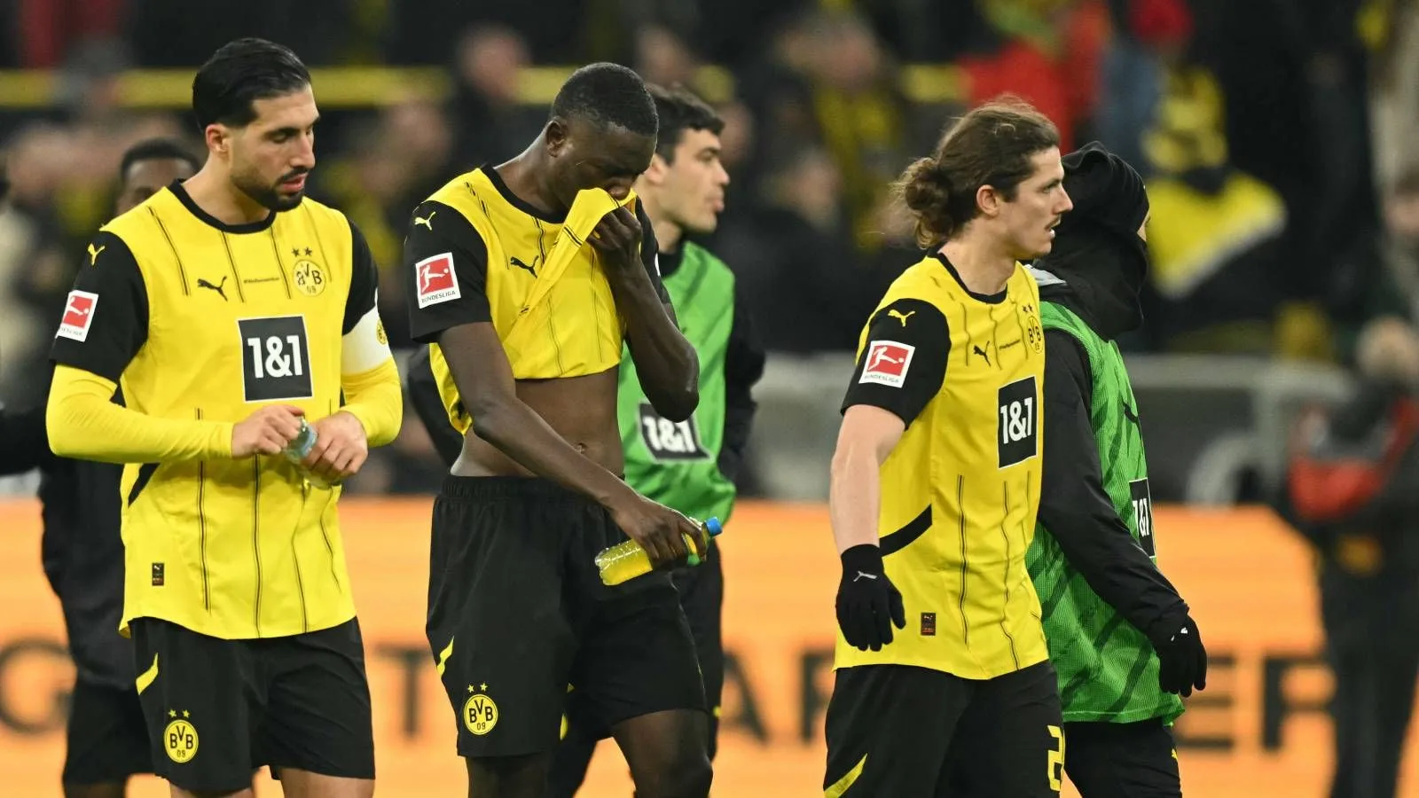 BVB, NOUVELLES ET RUMORS: Le Borussia Dortmund aimerait maintenant se tenir avec trois étoiles …