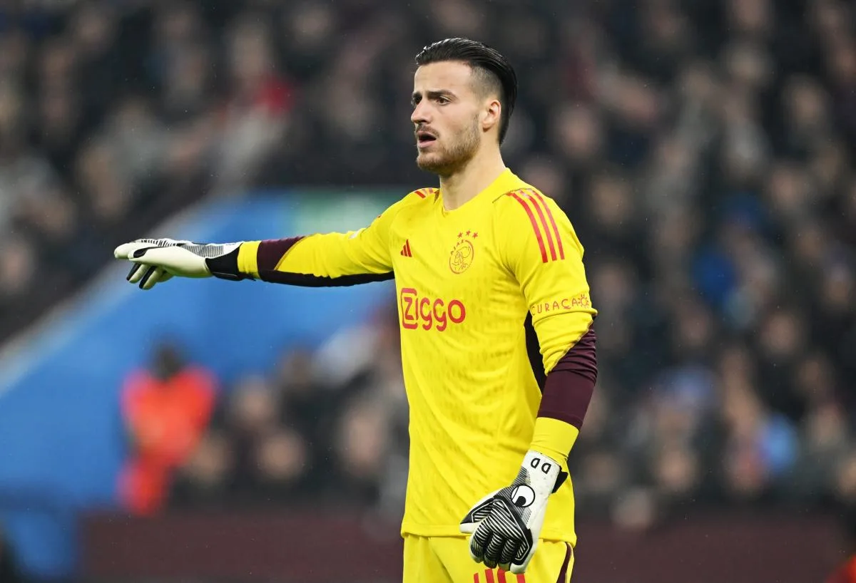 Borussia Dortmund explore l’accord pour signer le gardien de but de l’Ajax Diar