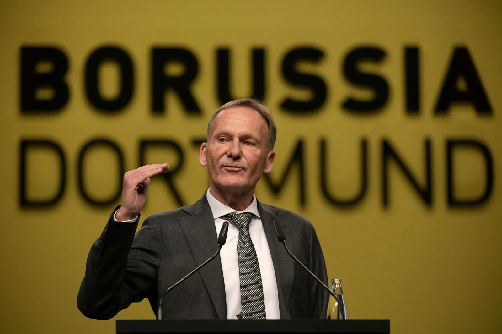 La crise du Borussia Dortmund reporte-t-elle le retrait de Hans-Joachim Watzke? – Ma bundesliga
