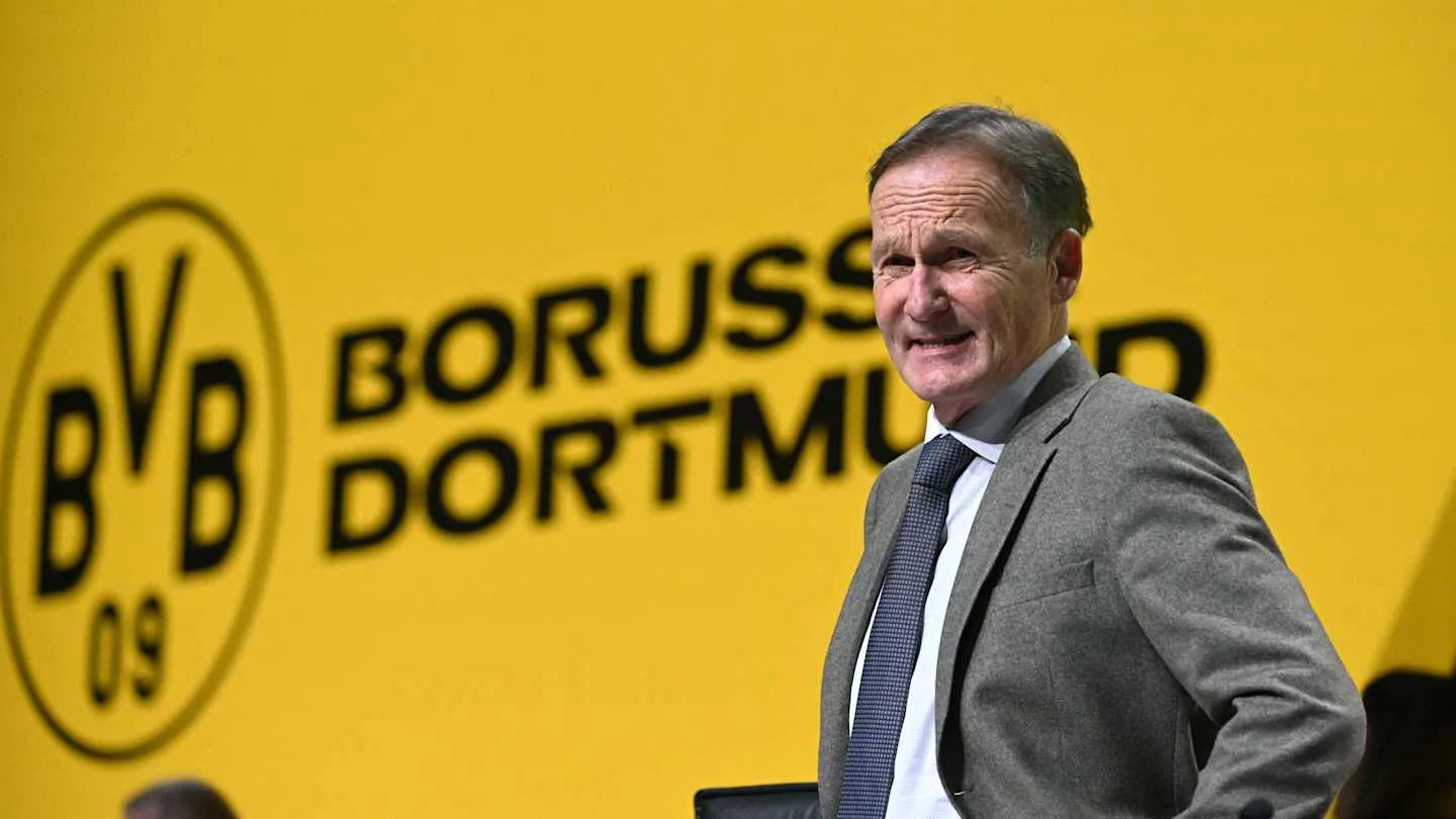 Le patron du Borussia Dortmund, Hans-Joachim Watzke, dénonce les abus impitoyables sur les réseaux sociaux