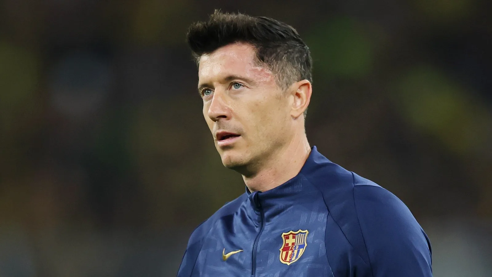 Après le concert de PFEIF au Borussia Dortmund! Robert Lewandowski peut comprendre les fans