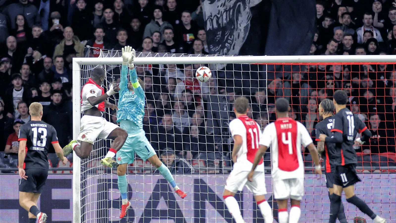 Topmöller prend en charge Trapp à nouveau ➤ Nouvelles d’Eintracht Frankfurt: News in the Bundesliga Ticker | Hessenschau.de