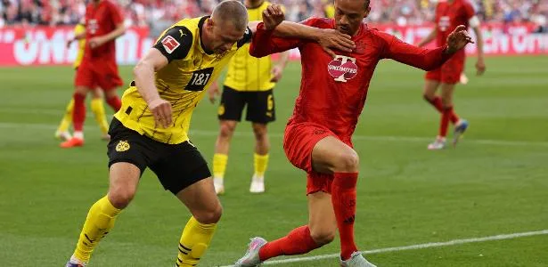 Dans un jeu électrisant, le Bayern est lié au Borussia Dortmund par allemand