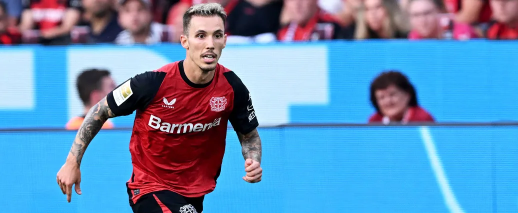 Alonso donne le tout-cercle à Alejandro Grimaldo