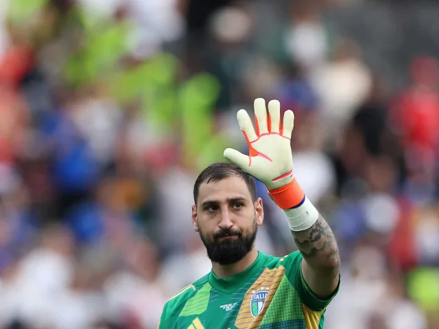 Recherché par le Bayern Munich, Gianluigi Donnarumma a pris la décision sur place!