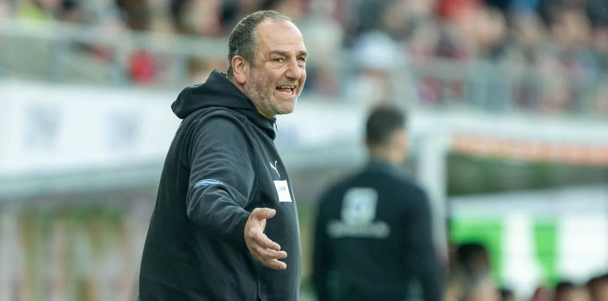 Le coup d’envoi en temps supplémentaire: l’entraîneur de la FCH, Frank Schmidt, a apporté la paume contre Bayer Leverkusen
