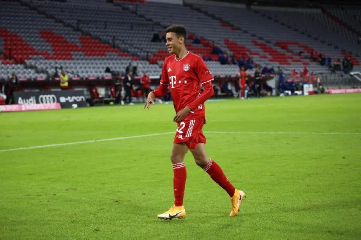 Classement de la Ligue allemande après Der Klassikker : Borussia Dortmund contre Bayern Munich 1-1