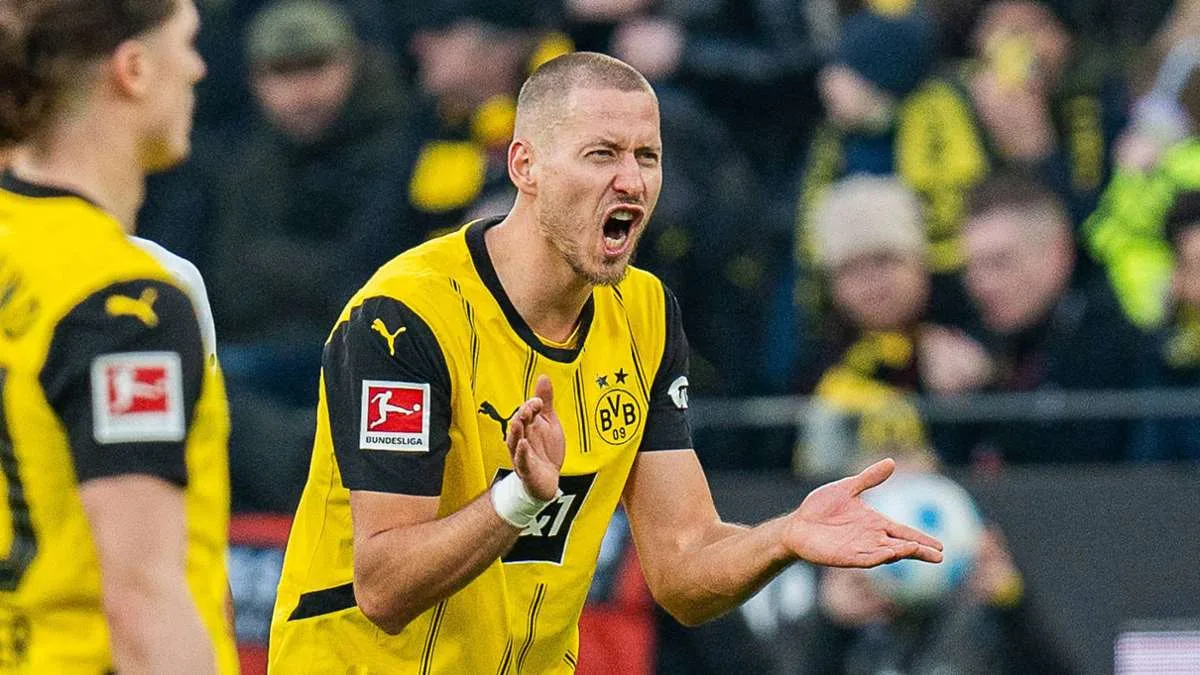 VFB Stuttgart près du Borussia Dortmund: Alors Waldemar Anton regarde sa journée amère contre VFB