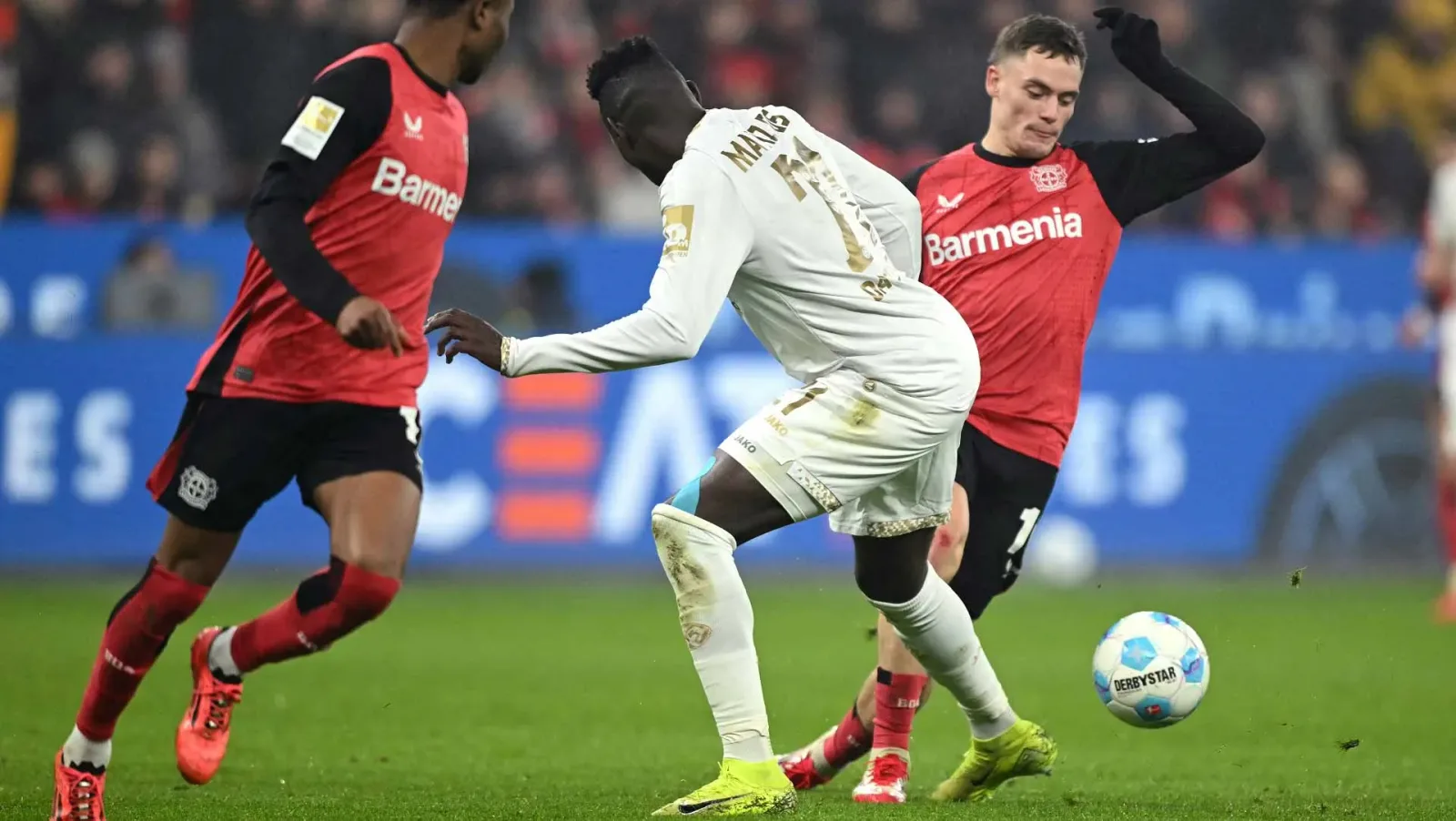 Grimaldo mène le Bayer Leverkusen à la victoire contre Mayence