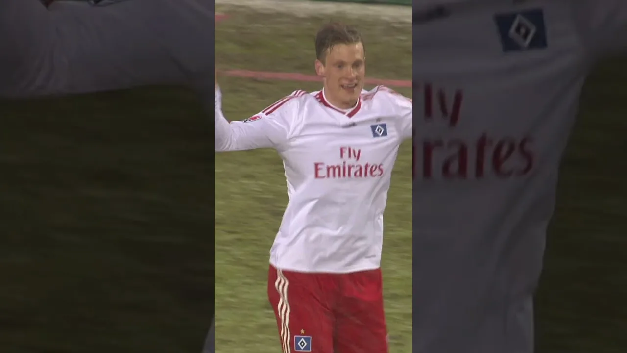 📆EN CE JOUR 2009 : JANSEN MARQUE CONTRE LE WERDER BRÈME DANS LE NEIGE DERBY DU NORD ! ❄️⚔️ #nurderHSV