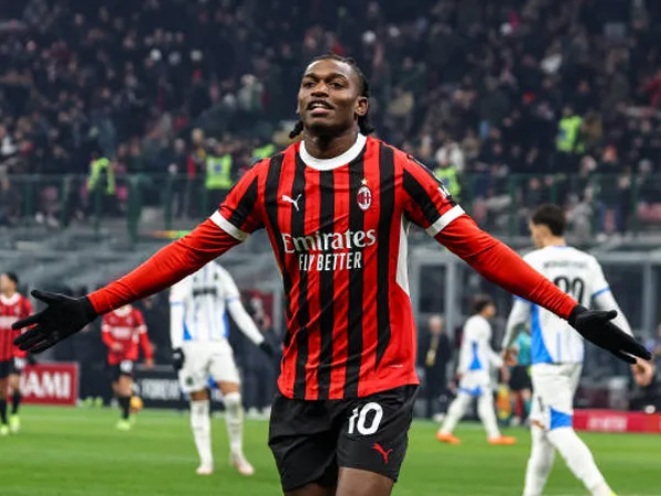 Le sérieux plus éprouvé, le Bayern Munich continue d’approcher Rafael Leao