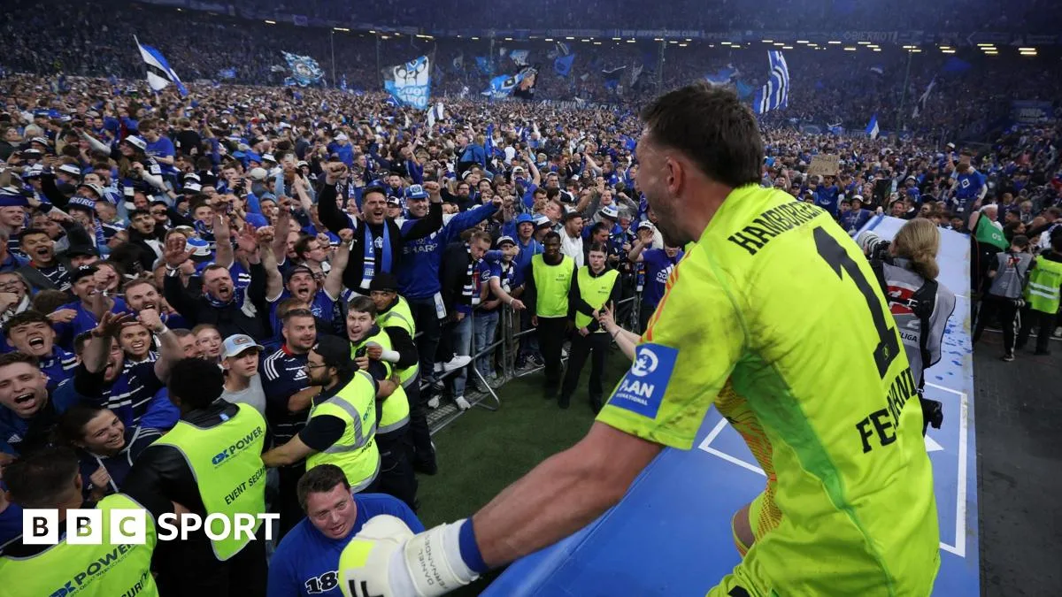 Hambourg: La promotion met fin à l’absence de Bundesliga de sept ans pour l’équipe allemande