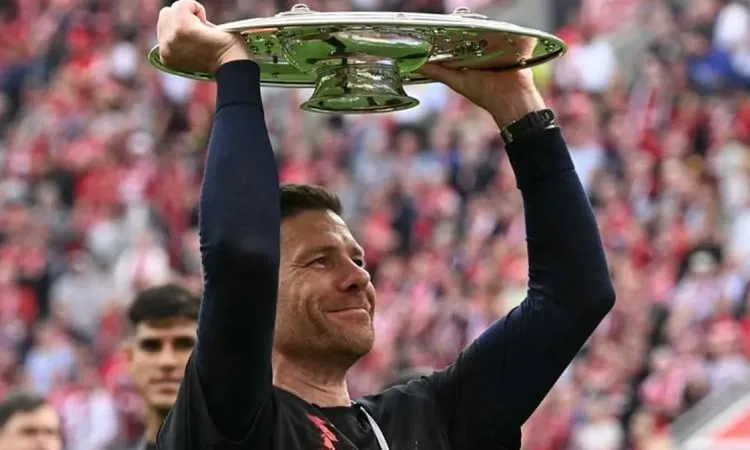 Les champions de Bundesliga détrônés Leverkusen sont confrontés à un avenir incertain