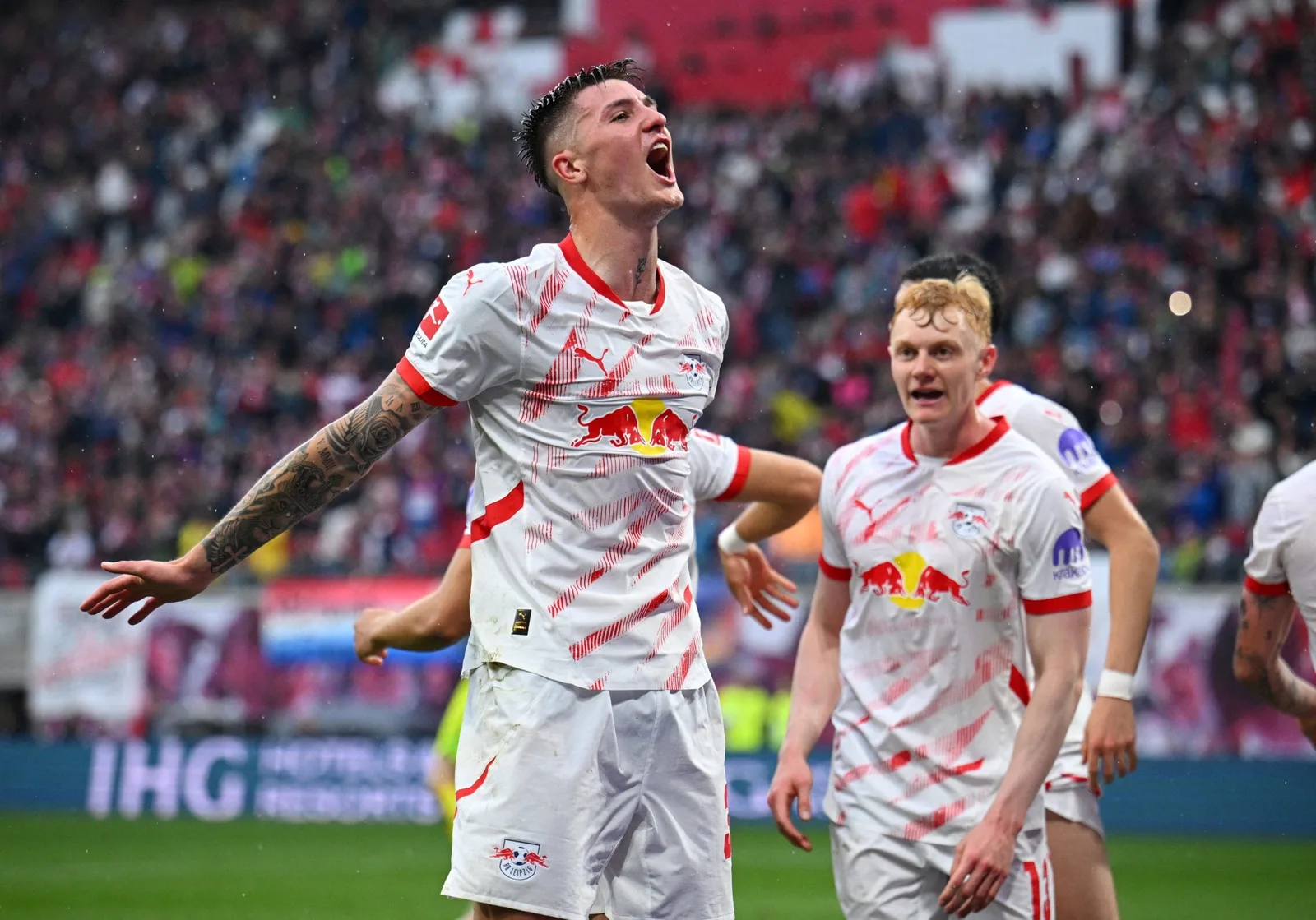 Benjamin Sesko déclenche une frénésie de transfert d’Arsenal sans précédent en bundesliga bouleversé