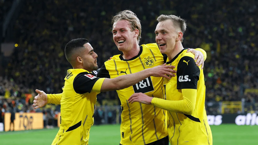 Borussia Dortmund 3-1 Mainz: Beier Brace garde les espoirs de la Ligue des champions en vie