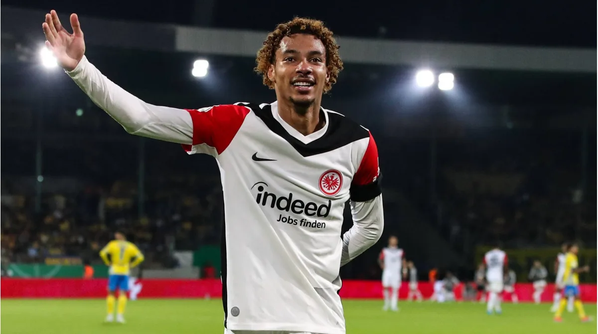 Dernières nouvelles de transfert: Arsenal Chase Bundesliga Star, Man Utd Considérez l’offre de vlahovic