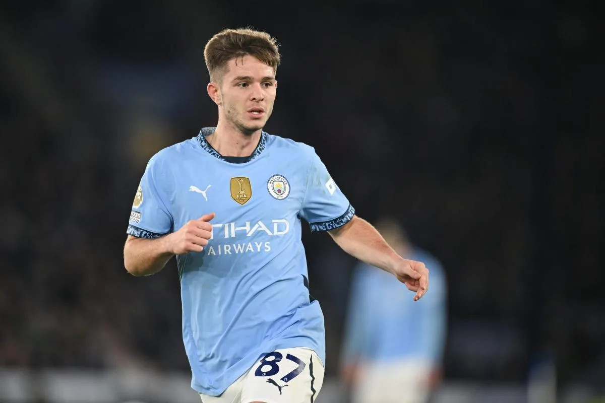 Le duo de Bundesliga s’intéresse à James McAtee de Manchester City