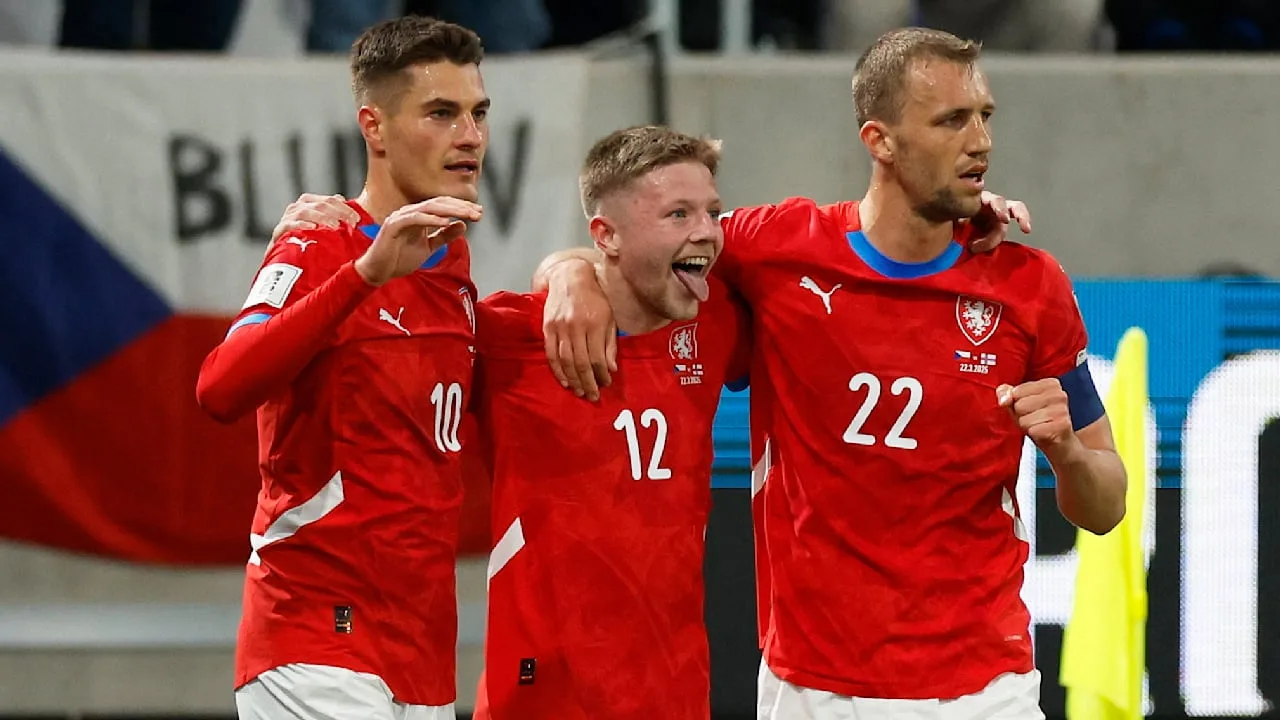 Bayer Leverkusen: Patrik Schick assure à nouveau une folie de dernière minute en qualification en Coupe du monde | IMAGE