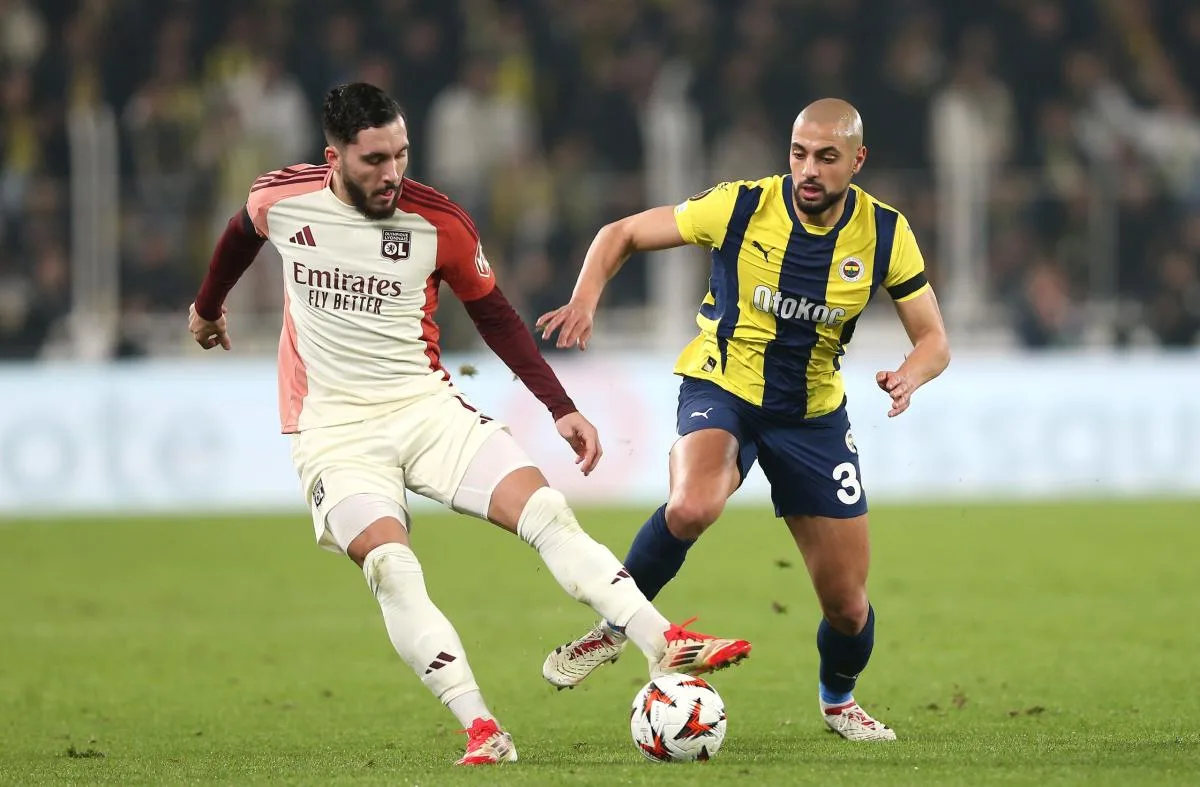 Un transfert de Rayan Cherki un sujet de débat pour le mangagement du Borussia Dortmund