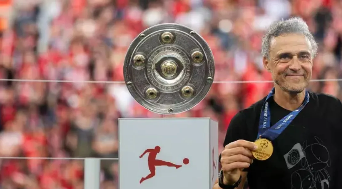 216 Les joueurs de Bundesliga votent de manière anonyme pour le meilleur entraîneur d’Europe, bien sûr un allemand gagne