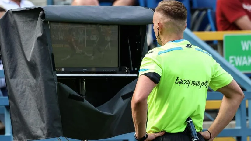 Assez, c’était assez, disaient les Allemands. La Bundesliga a franchi une étape radicale avec le système VAR – Ligues étrangères – Football