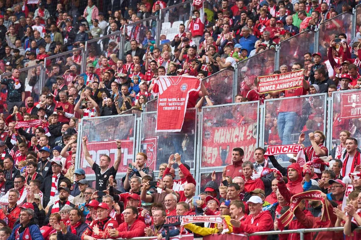 Le Bayern Munich a présenté son nouvel équipement peu de temps après avoir remporté le titre
