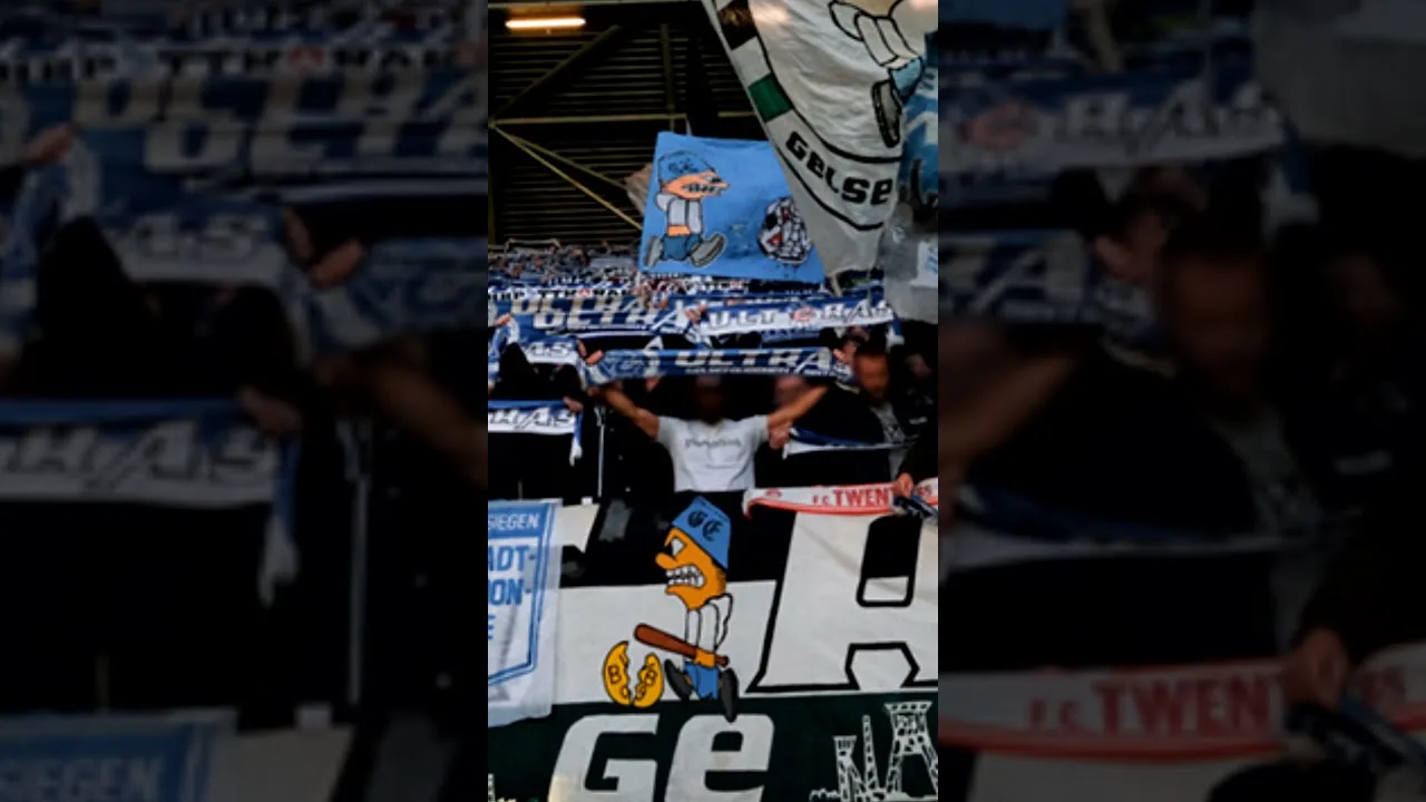 Schalke präsentiert DREI Zaunfahnen  #ultras #bundesliga #fußball #schalke #bvb #s04 #borussia