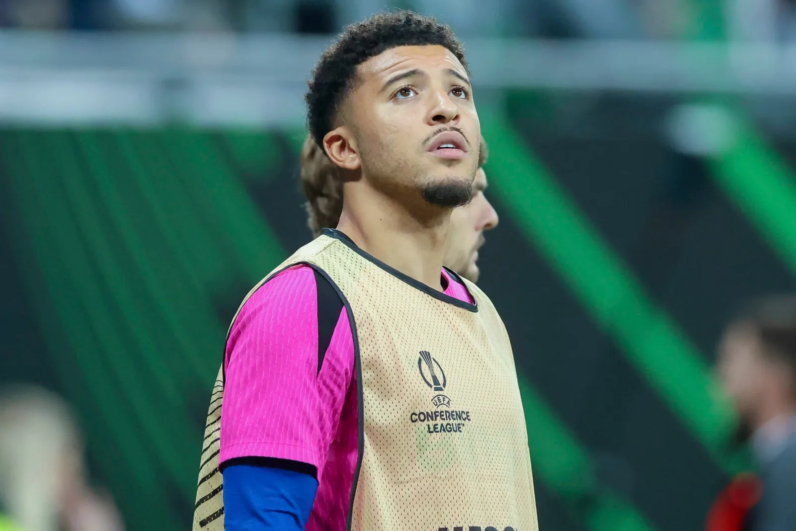 Le directeur du Borussia Dortmund s’exprime sur l’intérêt de Jadon Sancho alors que Chelsea confirme officiellement que Winger revient à Man Utd